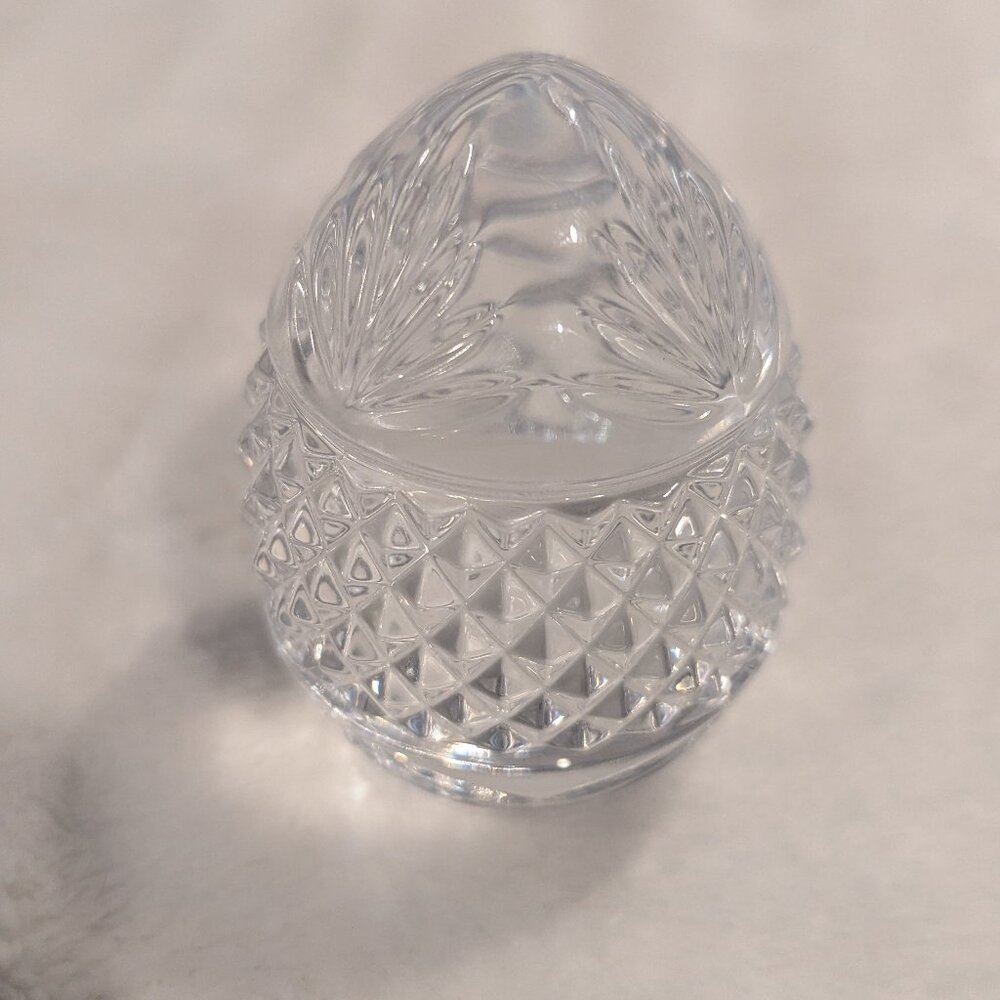 Vintage Hand-Cut Lead Crystal Egg with Feather or Wheatleaf Pattern 3.5x2 France